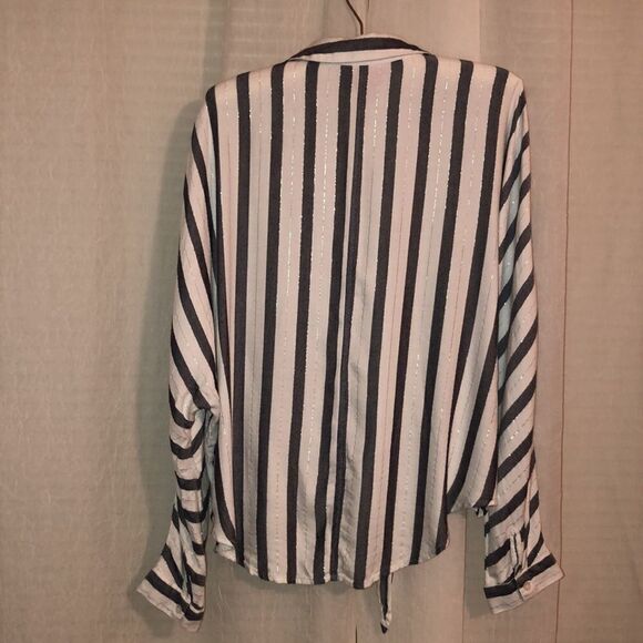JL L White Navy Silver Metallic Striped Dolman Sleeve Tie Front Button Down Top - Picture 4 of 14